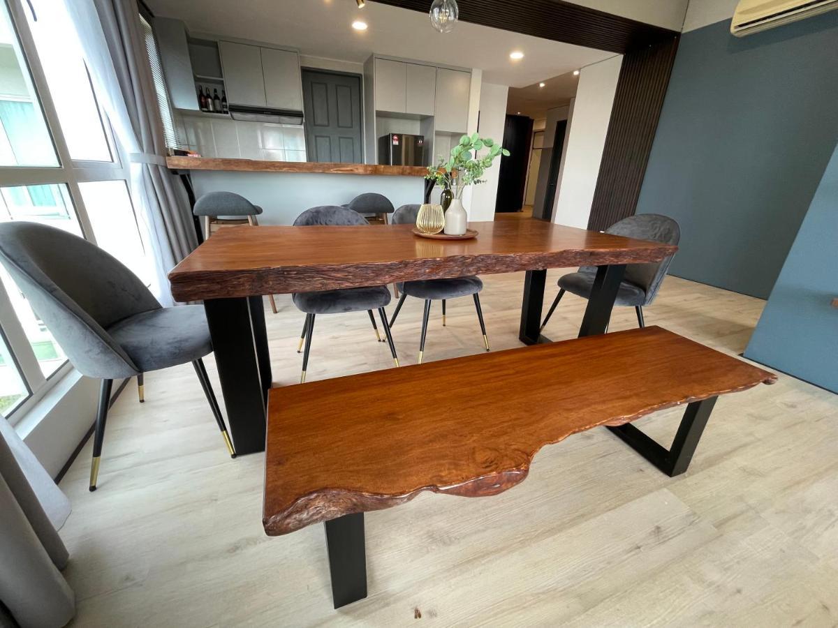 Santubong Suites B Just Like Home Damai 古晋 外观 照片